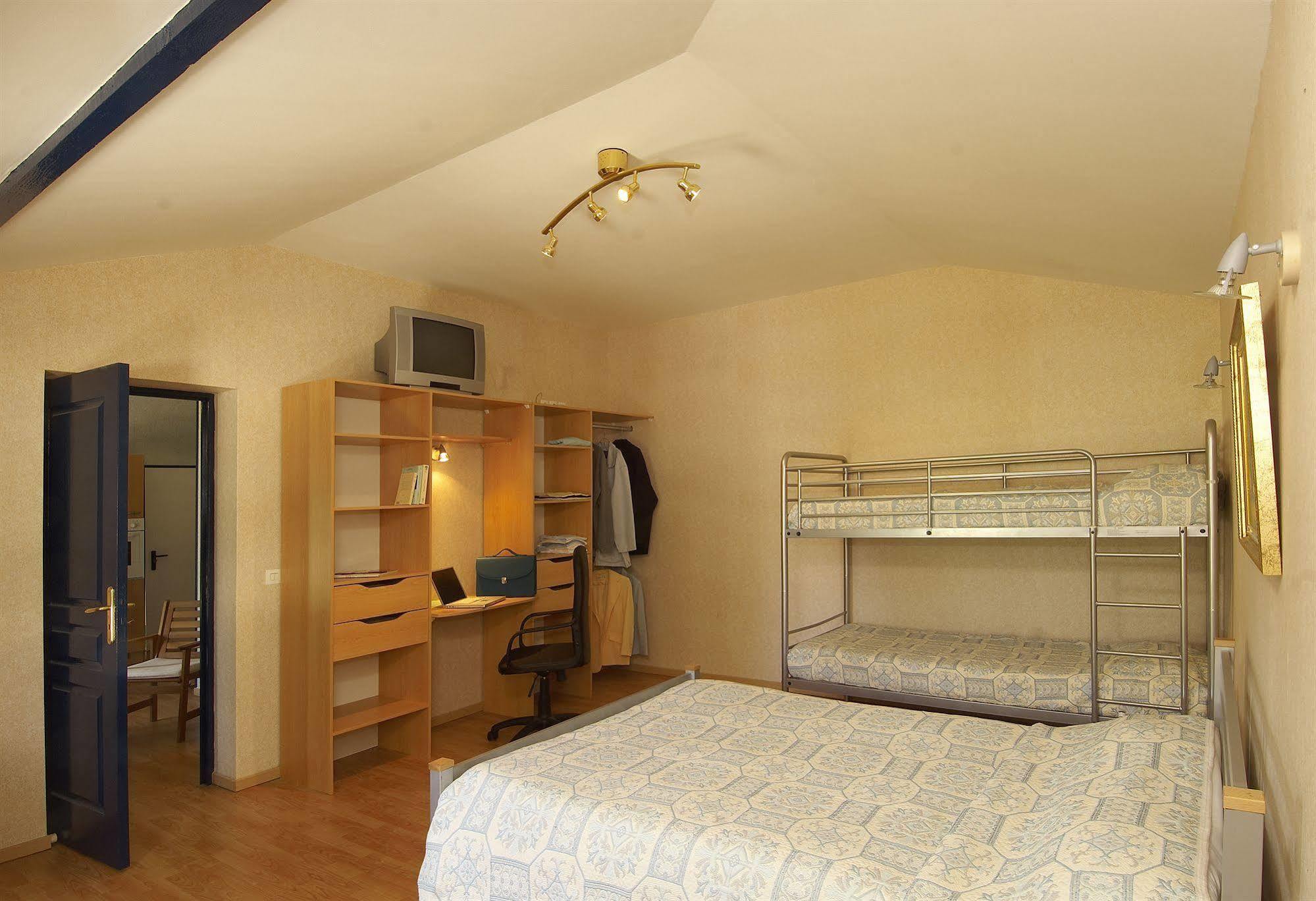 Fasthotel Chambéry Buitenkant foto